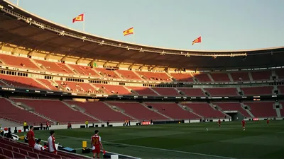 FC Red Bull Salzburg invites 4,000 fans for Spain public viewing